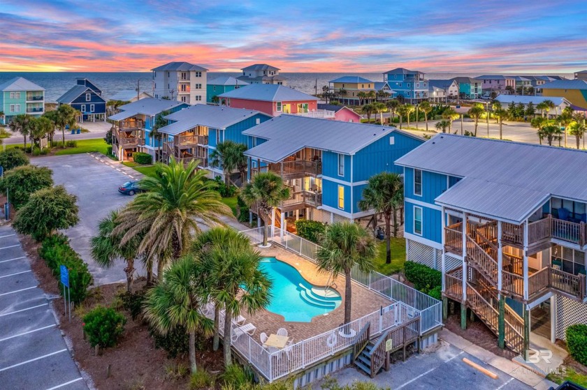 Welcome To Paradise! Looking For An Affordable Beach Getaway? - Beach Home for sale in Gulf Shores, Alabama on Beachhouse.com