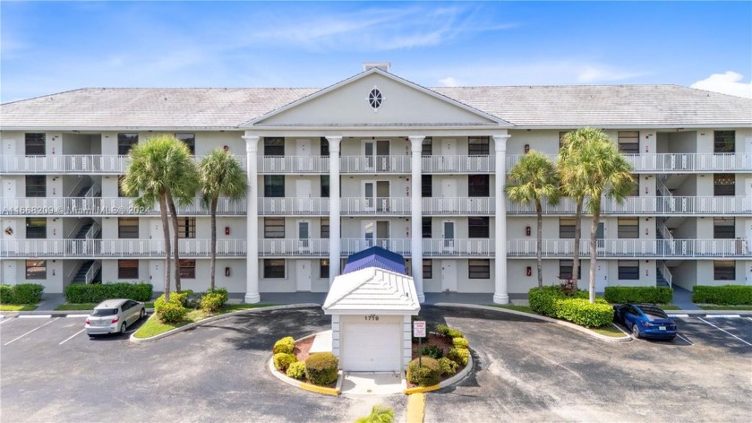 Spacious and updated 4th floor condo in Whitehall of Pine Island - Beach Condo for sale in Davie, Florida on Beachhouse.com