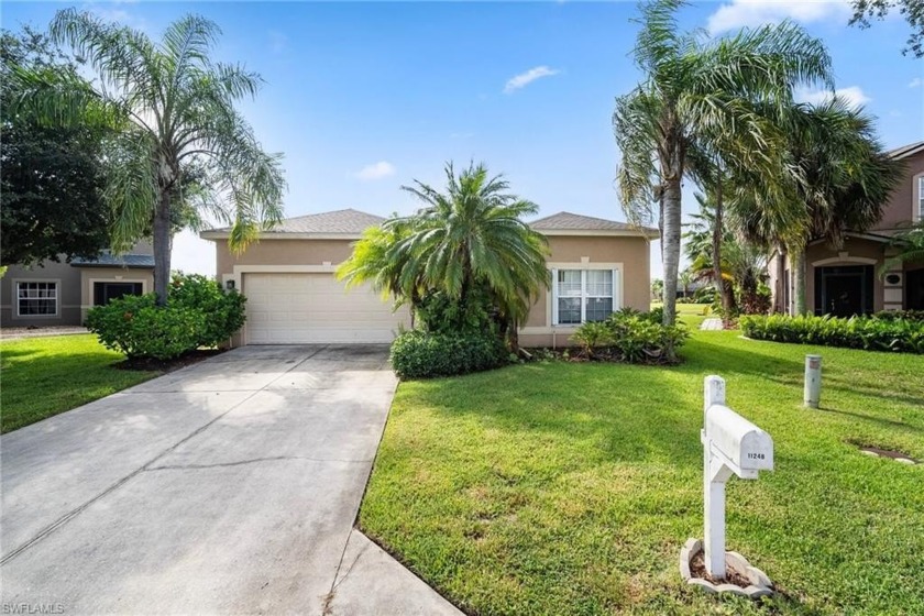 Welcome to your dream home! This beautifully updated 3-bedroom - Beach Home for sale in Fort Myers, Florida on Beachhouse.com