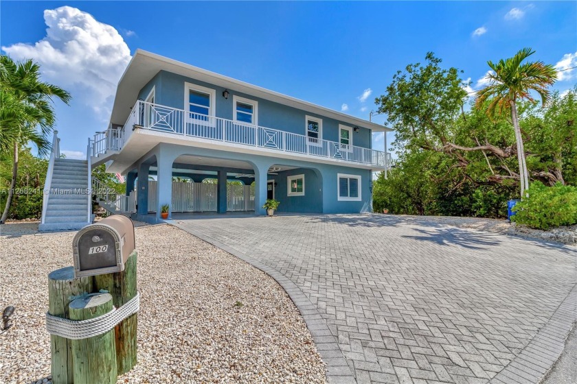 New Year, new price! Sunshine and Palm trees swaying in the - Beach Home for sale in Islamorada, Florida on Beachhouse.com