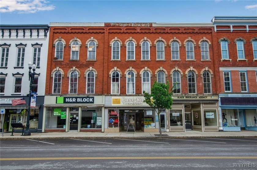 A fully set-up bakery in the charming town of Medina offers an - Beach Commercial for sale in Ridgeway, New York on Beachhouse.com