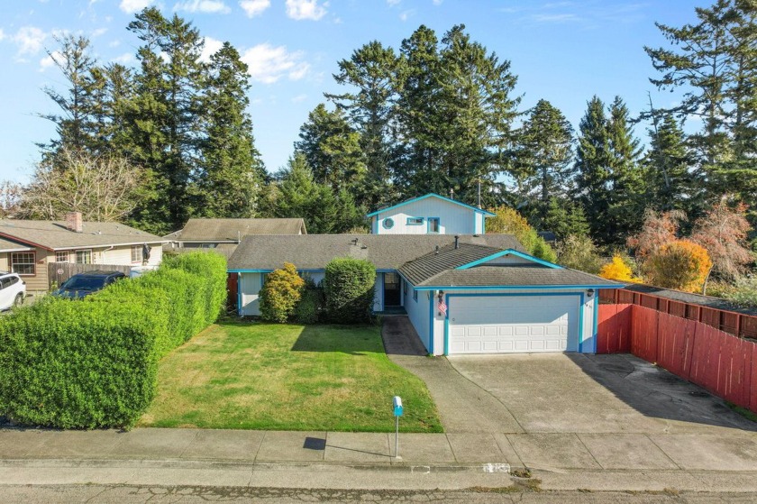 Situated on an oversized lot, this wonderful 4 bedroom home has - Beach Home for sale in Eureka, California on Beachhouse.com