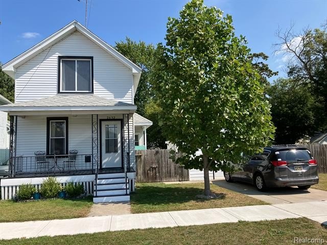 Great location with-in walking distance to beach, several parks - Beach Home for sale in Port Huron, Michigan on Beachhouse.com