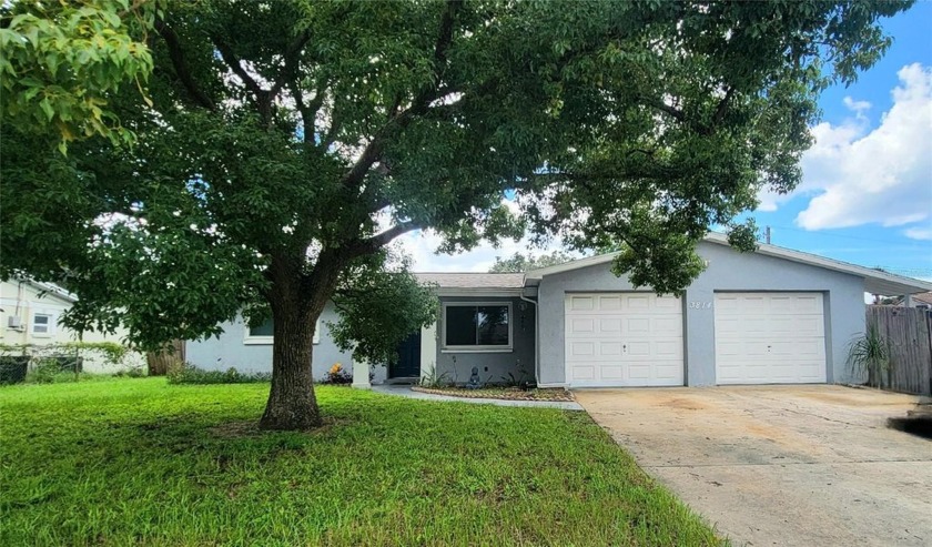 Move-in ready 3-bedroom, 2-bath, 2-car garage home in Holiday - Beach Home for sale in Holiday, Florida on Beachhouse.com