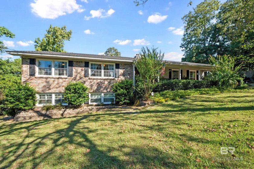 Need lots of room? Charming brick home on a double lot .6 of an - Beach Home for sale in Daphne, Alabama on Beachhouse.com