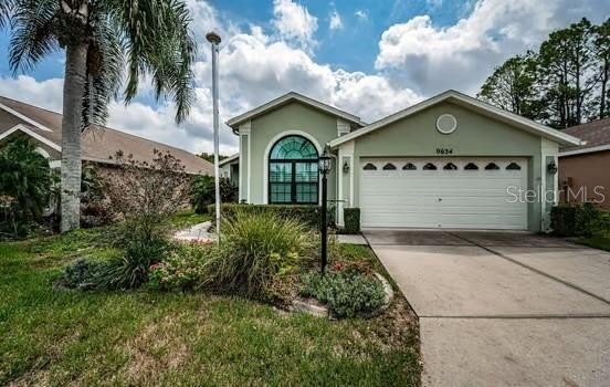 Welcome to your Single-Family Patio Home, ON THE 15TH FAIRWAY - Beach Home for sale in New Port Richey, Florida on Beachhouse.com