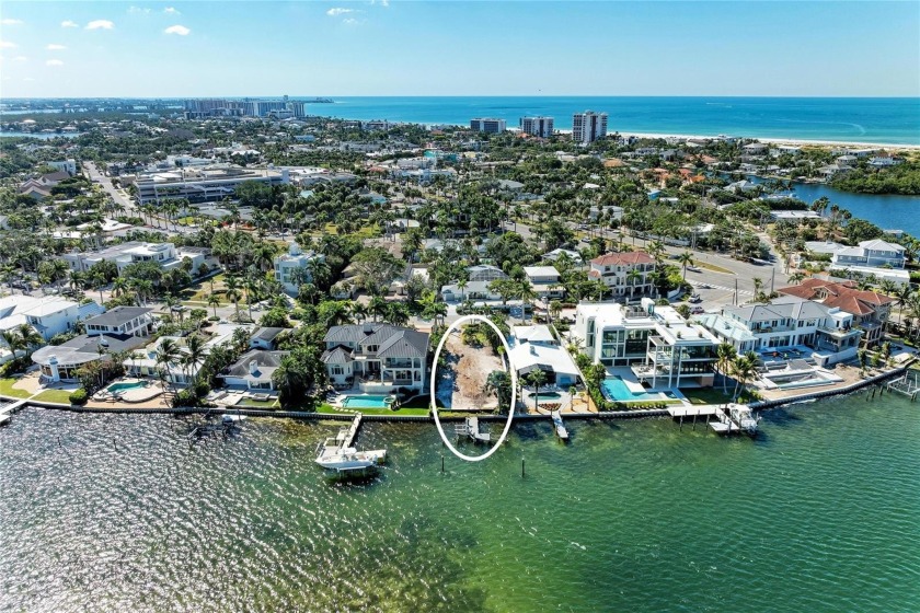 Incredible Potential on Saint Armands Key 244 North Washington - Beach Lot for sale in Sarasota, Florida on Beachhouse.com