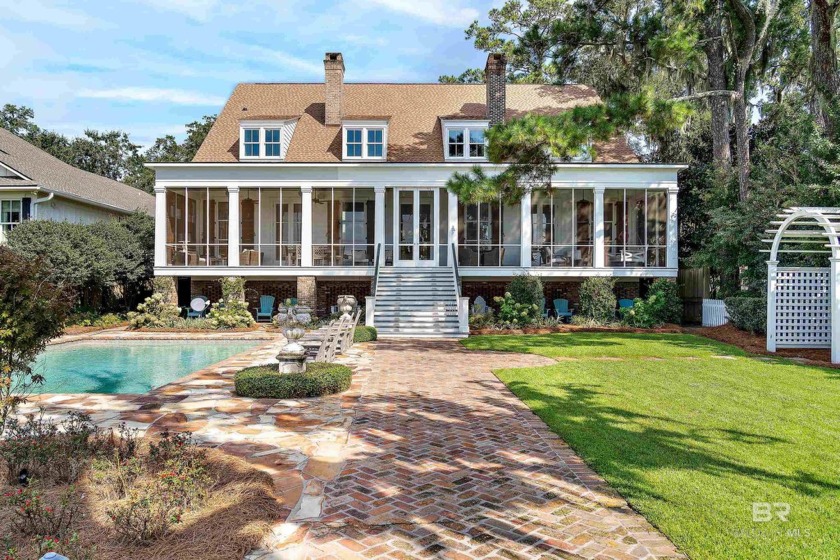 Beautiful home in Point Clear on Mobile Bay, just south of the - Beach Home for sale in Fairhope, Alabama on Beachhouse.com