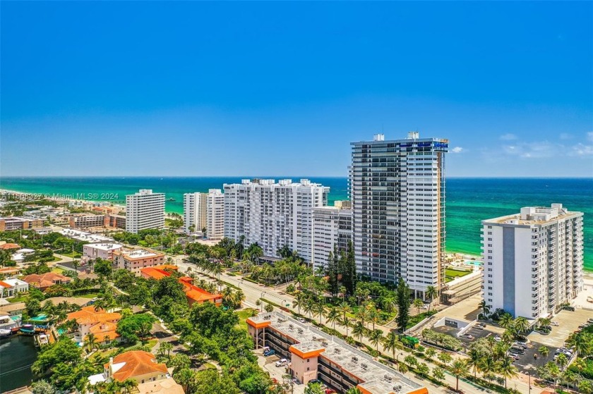 Fully remodeled condo features high-end finishes throughout - Beach Condo for sale in Fort Lauderdale, Florida on Beachhouse.com