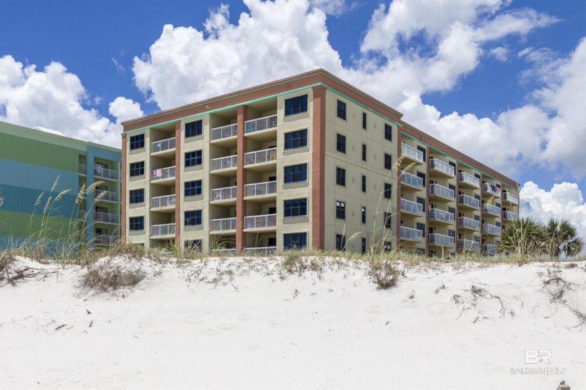 Beautifully furnished 3 bedroom, 3 bathroom unit that is turn - Beach Home for sale in Orange Beach, Alabama on Beachhouse.com