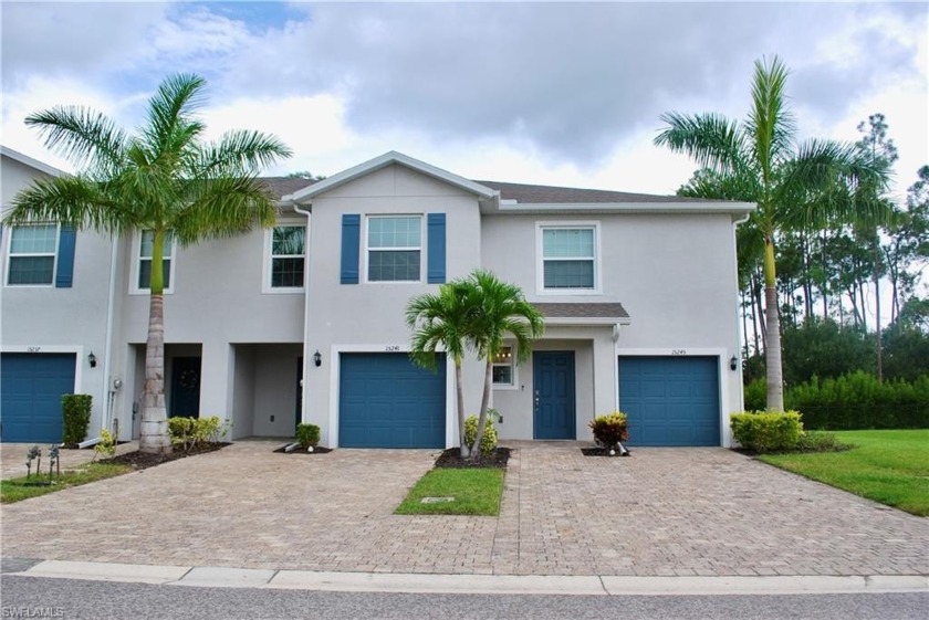 Come, and make this your next SWFL home. Beautiful corner - Beach Home for sale in Naples, Florida on Beachhouse.com