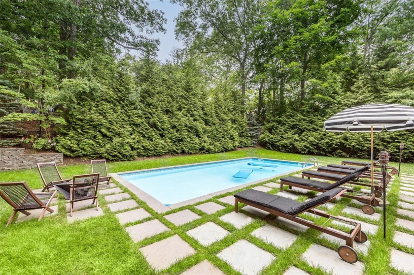 Discover chic style and easy living in this beautifully - Beach Home for sale in Sag Harbor, New York on Beachhouse.com