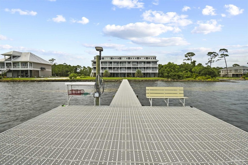 Back on market, buyer financing fell through! Welcome to this - Beach Condo for sale in Gulf Breeze, Florida on Beachhouse.com