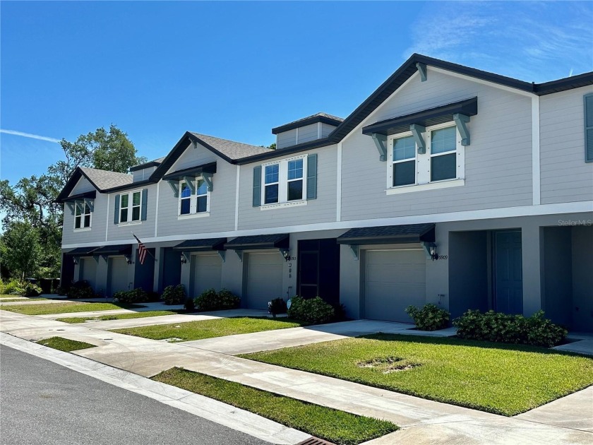 DREAM DEAL FOR FIRST-TIME HOME BUYERS: $5,000 CREDIT FROM SELLER - Beach Townhome/Townhouse for sale in Nokomis, Florida on Beachhouse.com