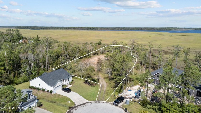 One of the last great residential lots in Morehead City is now - Beach Lot for sale in Morehead City, North Carolina on Beachhouse.com