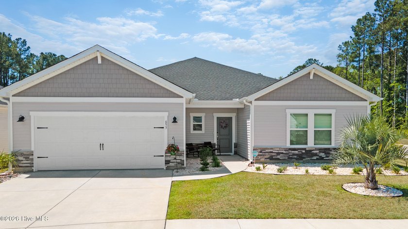 Welcome to this stunning charmer that has been meticulously - Beach Home for sale in Calabash, North Carolina on Beachhouse.com