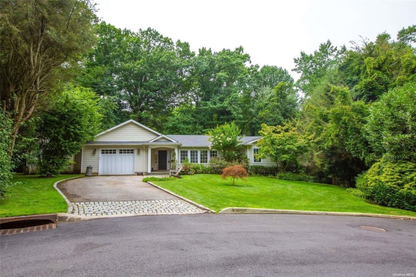 Welcome to this Beautiful Young Ranch home with a very spacious - Beach Home for sale in Great Neck, New York on Beachhouse.com