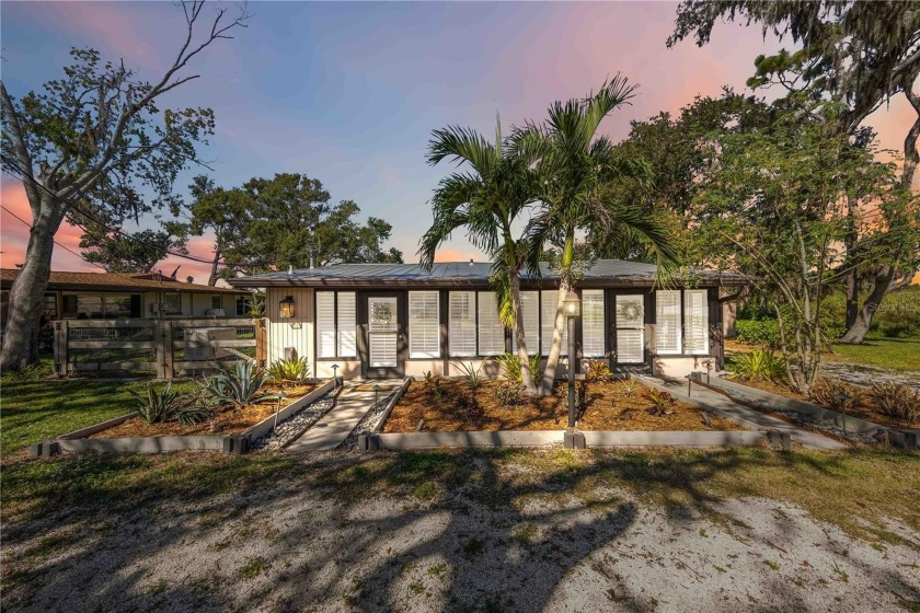 Extraordinary Opportunity - $35,000 Reduction - Perfect as your - Beach Home for sale in Bradenton, Florida on Beachhouse.com