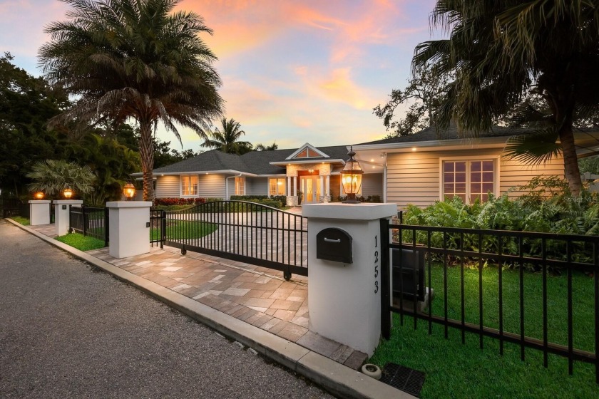 One or more photo(s) has been virtually staged. This exquisitely - Beach Home for sale in Sarasota, Florida on Beachhouse.com