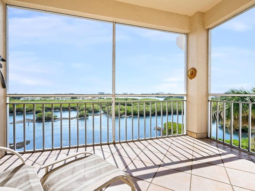 Views, views, views! It's all about the views. Relax and enjoy - Beach Condo for sale in Sarasota, Florida on Beachhouse.com