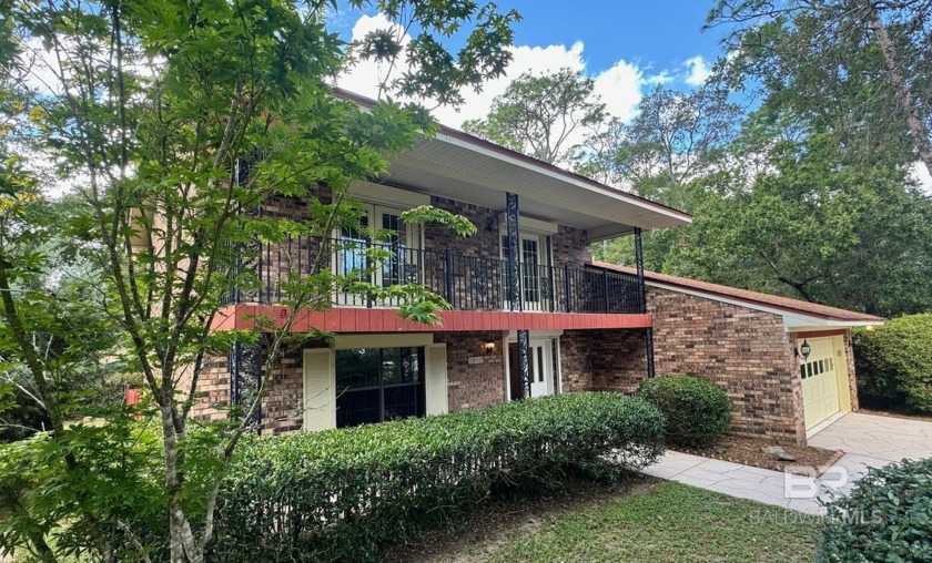 Bayside Gem with water views. This delightful 2154 sq ft brick - Beach Home for sale in Lillian, Alabama on Beachhouse.com