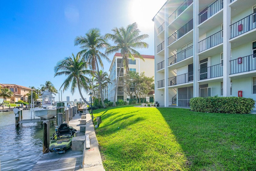 Nestled within a picturesque coastal community, this 2-bedroom - Beach Condo for sale in North Palm Beach, Florida on Beachhouse.com