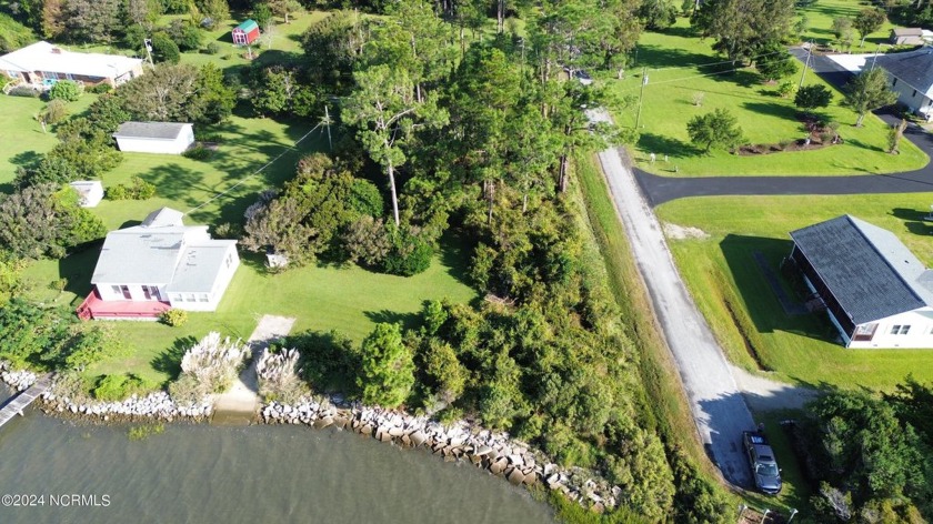 Partially cleared waterfront lot in the serene community of - Beach Lot for sale in Gloucester, North Carolina on Beachhouse.com