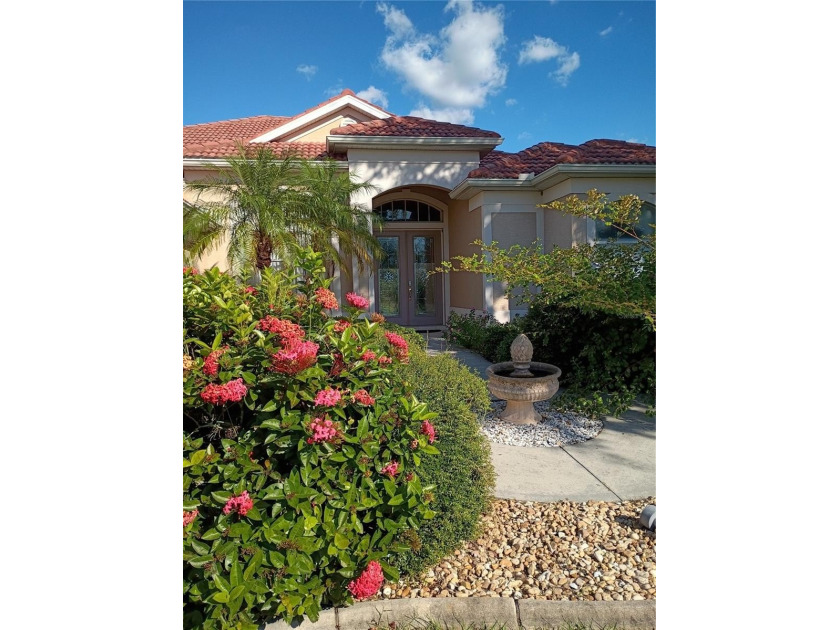 Beautiful 3BR/2BA home in Sarasota's desirable Three Oaks - Beach Home for sale in Sarasota, Florida on Beachhouse.com