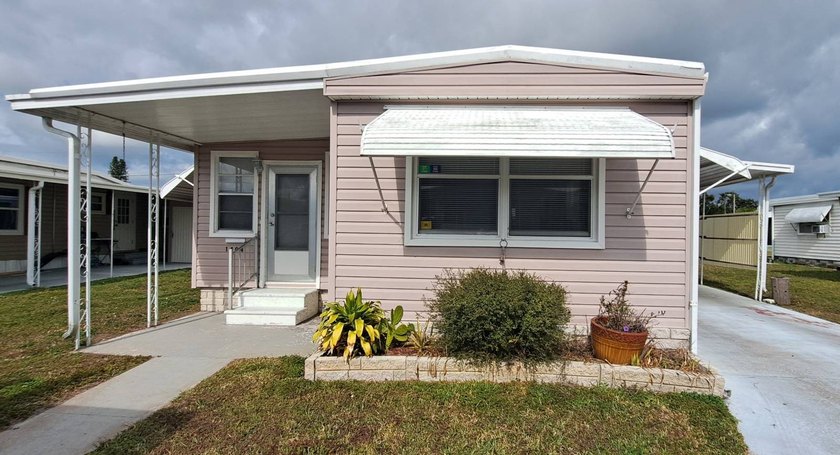 This 2 Bedroom, 1.5 Bathroom mobile home is located in Embassy - Beach Home for sale in Clearwater, Florida on Beachhouse.com