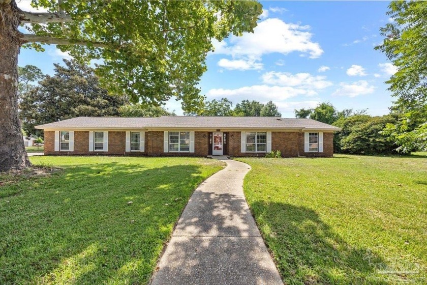 Paid off Solar Panels | Lake Views | Updated Roof | Minutes from - Beach Home for sale in Pensacola, Florida on Beachhouse.com