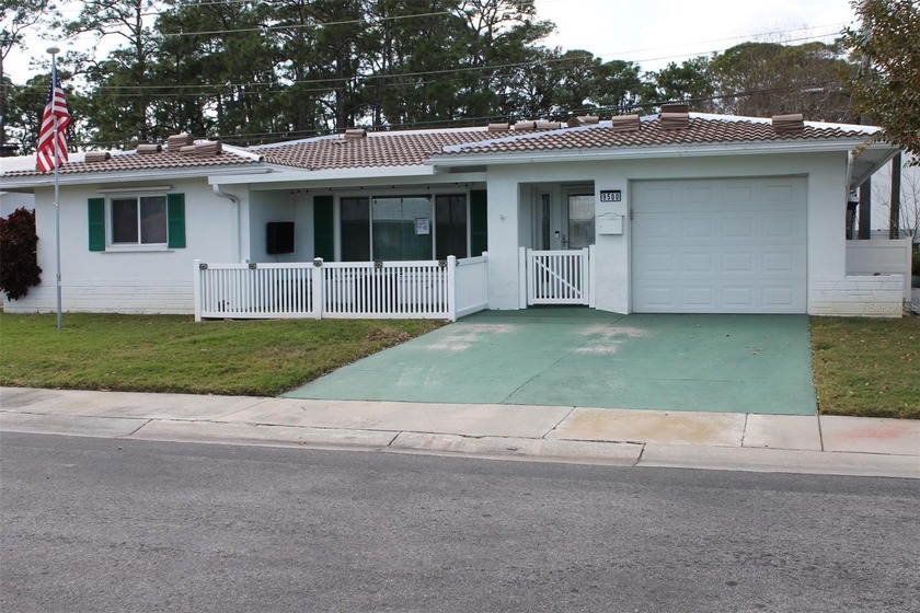 Welcome to this beautifully maintained Eden home with 1598 sq ft - Beach Condo for sale in Pinellas Park, Florida on Beachhouse.com