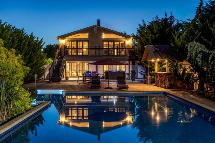Waterfront paradise meets entertainer's dream at this rarely - Beach Home for sale in Massapequa, New York on Beachhouse.com
