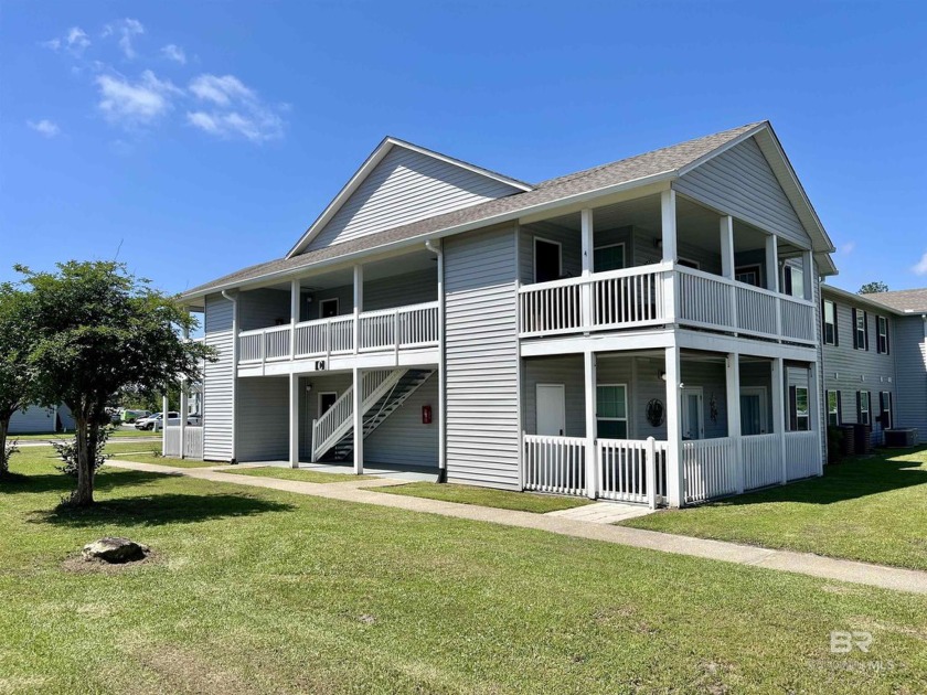 Elegant, three-bedroom condo with high-end furnishings.  The - Beach Home for sale in Gulf Shores, Alabama on Beachhouse.com