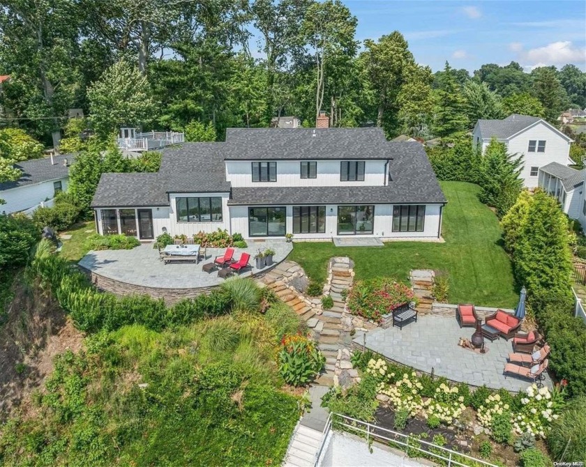 Two Stunning Waterfront Beauties, Ensconced in one Perennial - Beach Home for sale in Huntington Bay, New York on Beachhouse.com