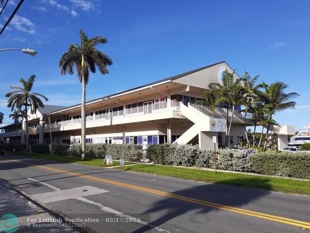 This is the restaurant/bar that formerly operated as *Sunset - Beach Commercial for sale in Pompano Beach, Florida on Beachhouse.com