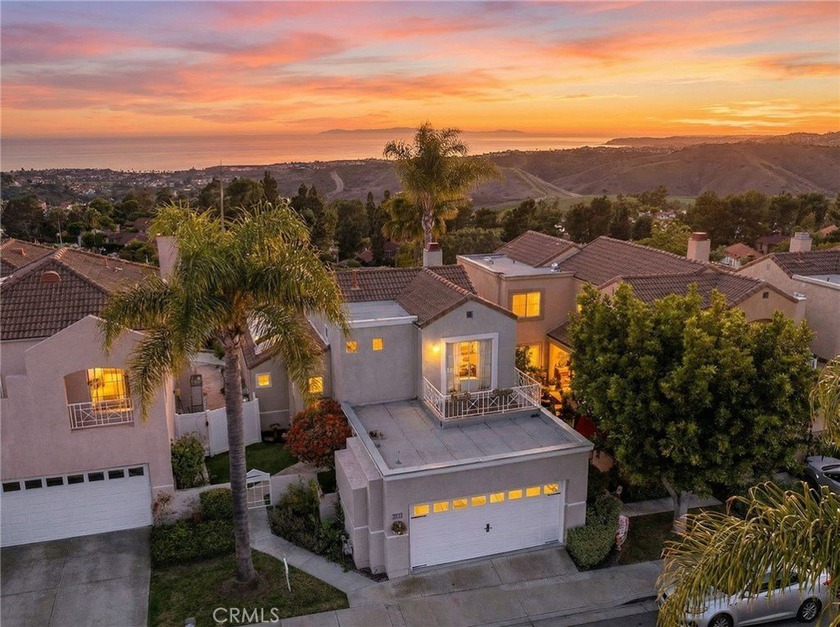 FIRST FLOOR PRIMARY SUITE!   Perched atop the hills of Rancho - Beach Condo for sale in San Clemente, California on Beachhouse.com