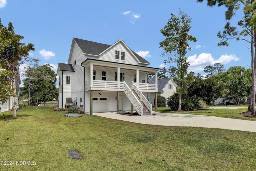 It's a Channel Marker Builders Home!  Welcome to the Osprey B - Beach Home for sale in Sneads Ferry, North Carolina on Beachhouse.com