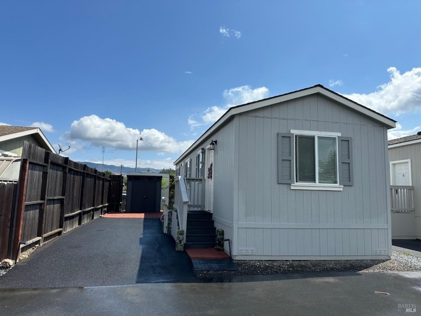 Welcome to this stunning manufactured home in the highly - Beach Home for sale in Ukiah, California on Beachhouse.com