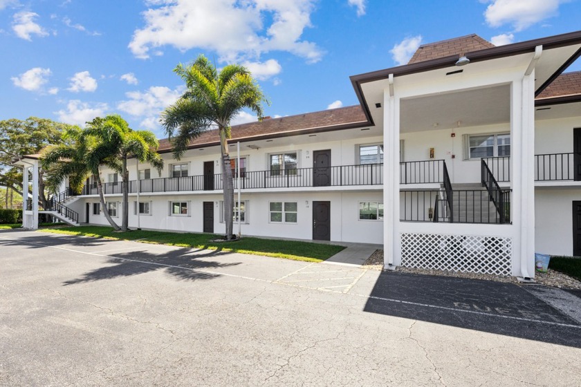 Investor wanted! Tenants in place. GREAT SECOND FLOOR END UNIT - Beach Condo for sale in Palm Beach Gardens, Florida on Beachhouse.com