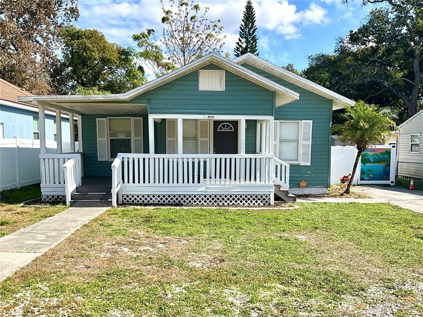 One or more photo(s) has been virtually staged. NEW PRICE - Beach Home for sale in Tampa, Florida on Beachhouse.com