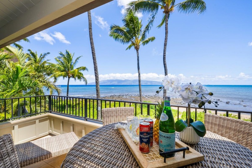 Kahana Village 32 · KHV 32 Direct Oceanfront Views Remodeled 2BD - Beach Vacation Rentals in Lahaina, HI on Beachhouse.com