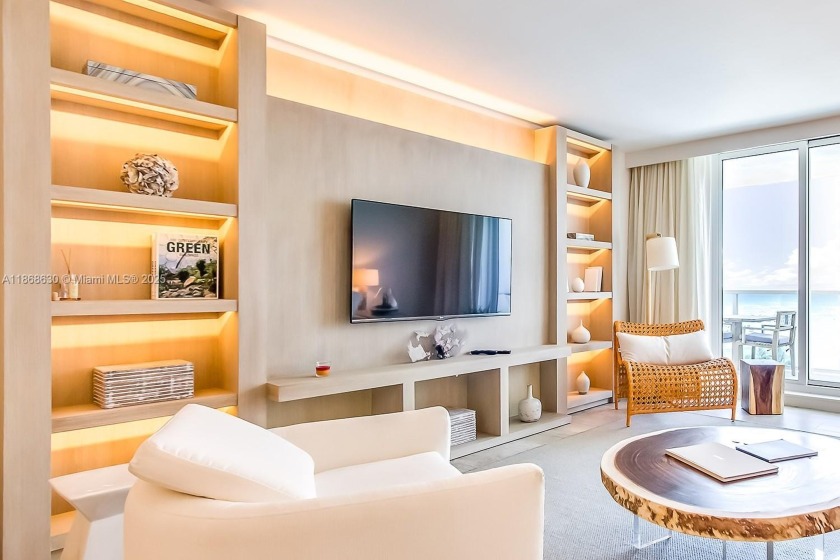 Rarely available 16-line--the closest 1-bedroom to the beach - Beach Condo for sale in Miami Beach, Florida on Beachhouse.com