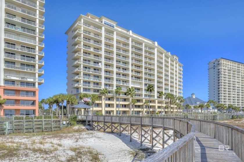 This beautifully UPDATED and well maintained 2 BR/2 BA condo - Beach Home for sale in Gulf Shores, Alabama on Beachhouse.com