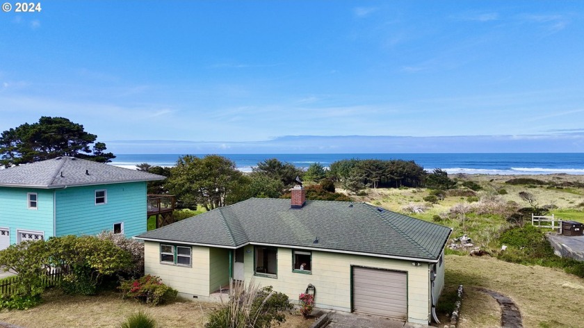 2 bed, 1 bath OCEAN FRONT HOME on 1.41 acres of HEAVY COMMERCIAL - Beach Home for sale in Gold Beach, Oregon on Beachhouse.com