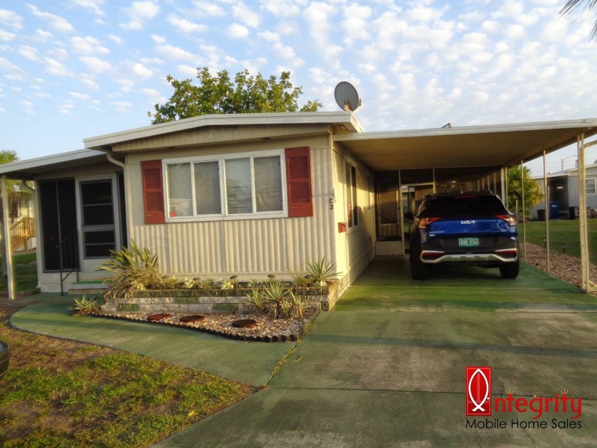 This fully renovated 1 bedroom home with a raised foundation - Beach Home for sale in Bradenton, Florida on Beachhouse.com