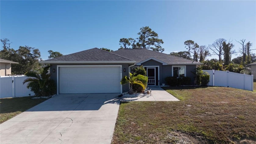 Welcome to this beautiful well-maintained 3-bedroom, 2-bath home - Beach Home for sale in North Port, Florida on Beachhouse.com