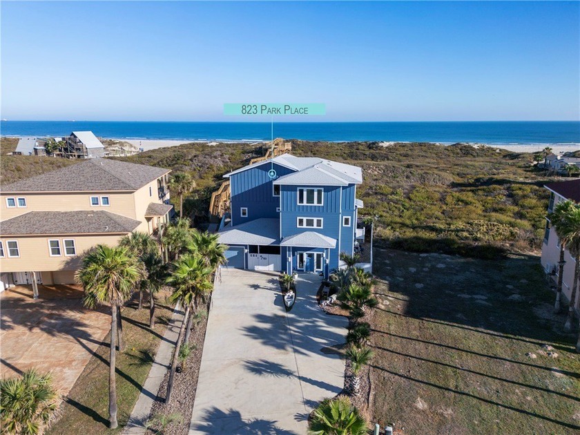OUTSTANDING Views of the Gulf!!!! This fully furnished, custom - Beach Home for sale in Port Aransas, Texas on Beachhouse.com