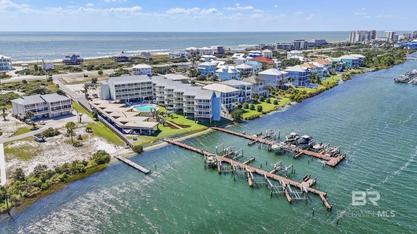 Waterfront beauty with one of the best boat slips in the area - Beach Home for sale in Pensacola, Florida on Beachhouse.com