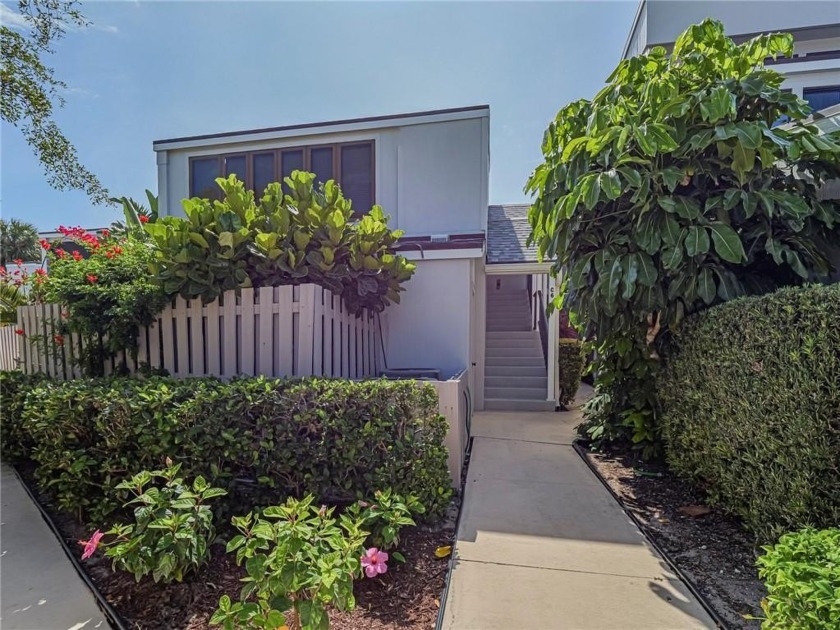 Seaside Living East of A1A! Charm, personality, and comfort - Beach Condo for sale in Vero Beach, Florida on Beachhouse.com