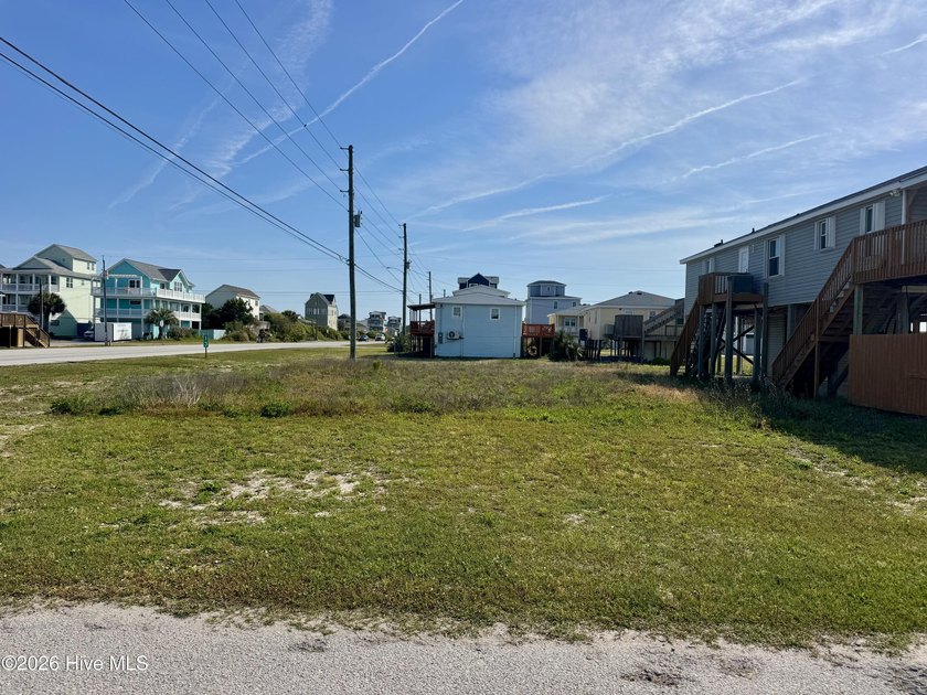 This cleared, level corner lot in North Topsail Beach offers an - Beach Lot for sale in North Topsail Beach, North Carolina on Beachhouse.com